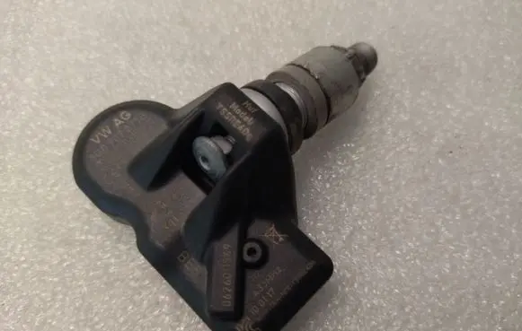 Volkswagen Arteon Tire pressure sensor 5Q0907275B