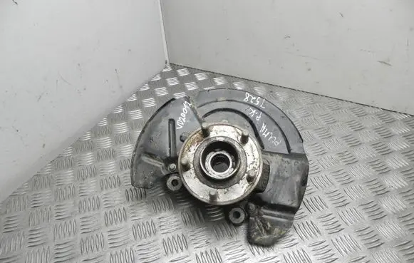 Ford Puma Front wheel hub L1TC2K005AA VD20012