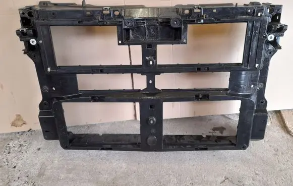 Mazda 3 Radiator support slam panel