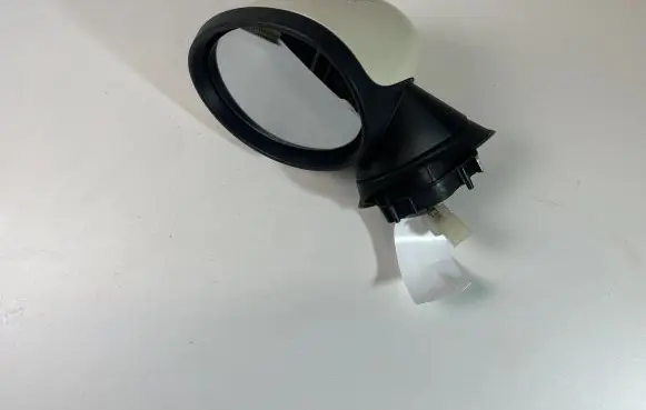 Front door electric wing mirror