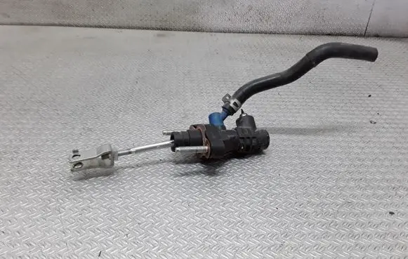 Toyota Corolla Verso AR10 Clutch master cylinder