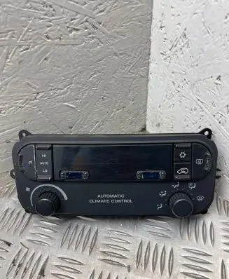Chrysler Grand Voyager IV Climate control unit P05005060AB A267200017 12218179