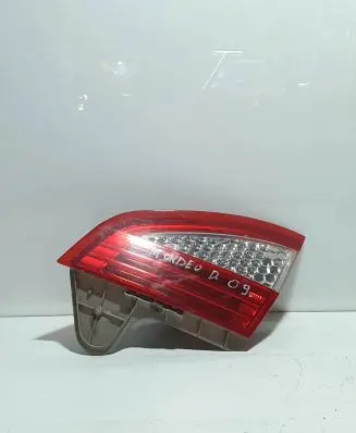 Ford Mondeo MK IV Tailgate rear/tail lights 0374D
