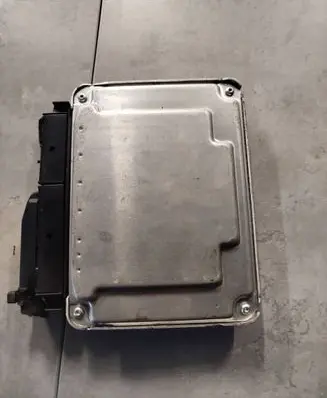 Audi A6 S6 C6 4F Engine control unit/module 8E0907401M 0281011255