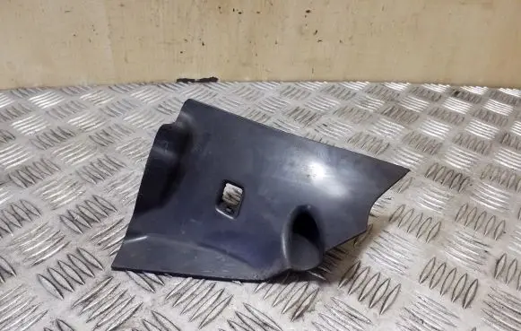 Renault Master III Intercooler air guide/duct channel 8200785585