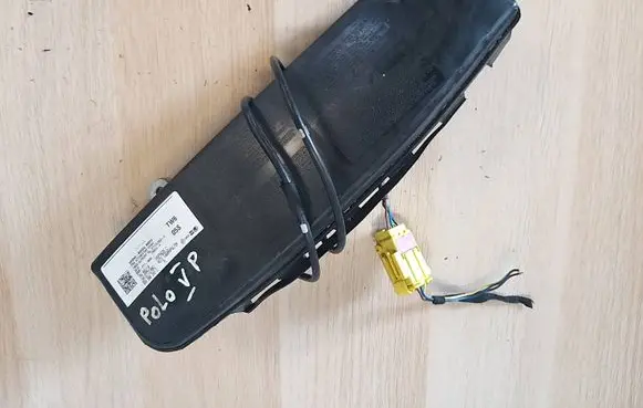 Volkswagen Polo V 6R Seat airbag 6R0880242C