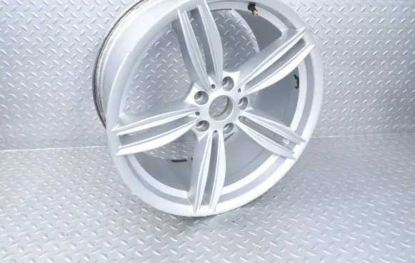 R19 alloy rim