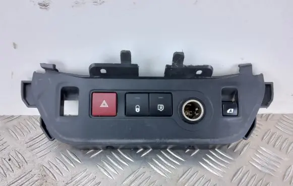 Other switches/knobs/shifts