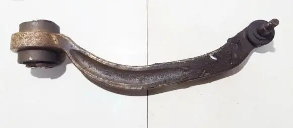 Volkswagen PASSAT B5.5 Front lower control arm/wishbone