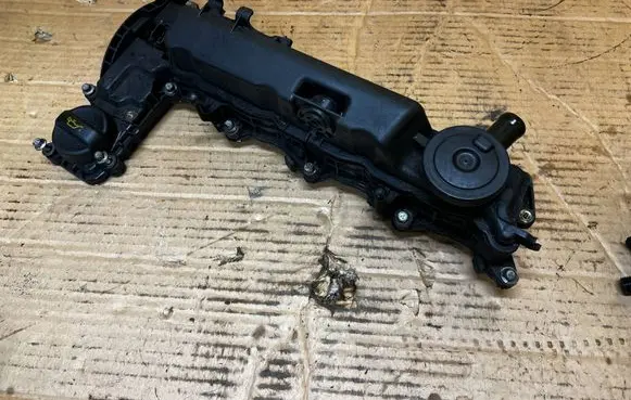 Ford Mondeo MK V Rocker cam cover 96075PS 94949PS
