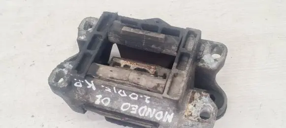 Ford Mondeo Mk III Engine mount bracket 2S717M122AA