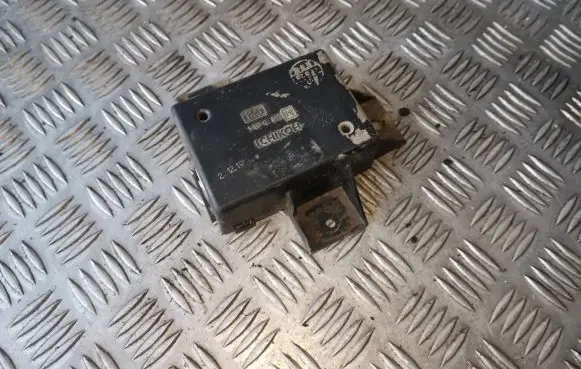 Infiniti FX Light module LCM B6760CG000 B90 ICHIKOH