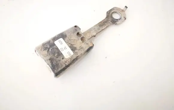 Mazda 323 Front seatbelt buckle bg2l620