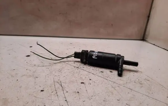 Ford Mondeo Mk III Headlight washer pump 0392040010