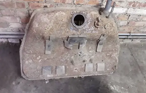 KIA Opirus Fuel tank 