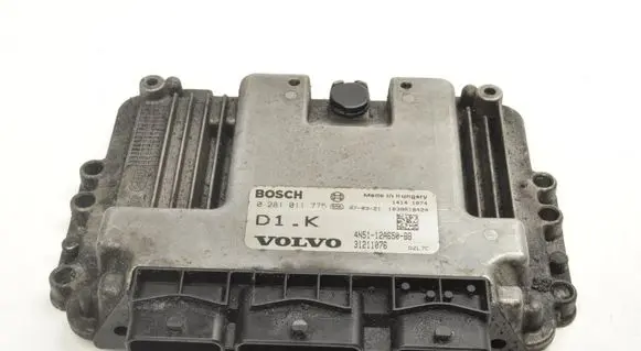 Volvo V50 Engine control unit/module ECU 31211076