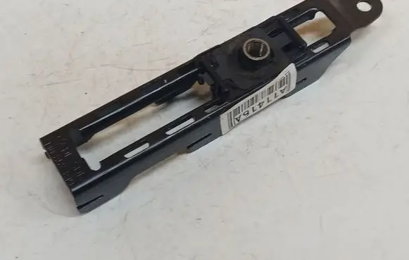 Skoda Fabia Mk2 (5J) Seat belt adjustment rail 1J0857819