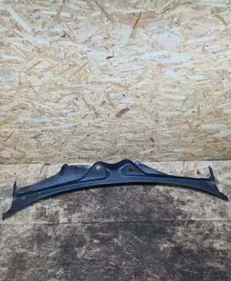Mercedes-Benz E W211 Wiper trim A2118300013
