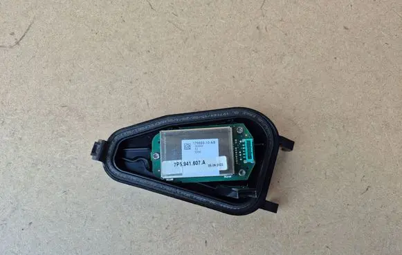 Porsche Cayenne (92A) LED ballast control module 7P5941607A