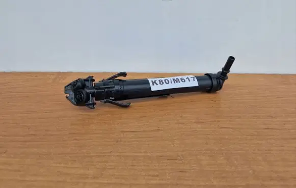 Opel Zafira C Headlight washer spray nozzle 90001128