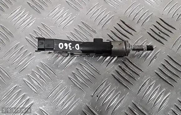 Opel Crossland X Fuel injector 9822715980