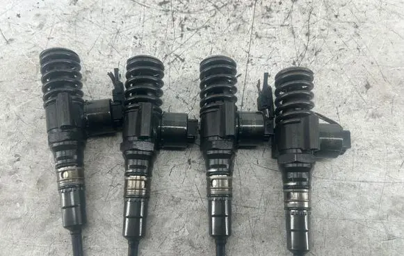 Audi A3 S3 A3 Sportback 8P Fuel injectors set 0414720404