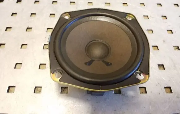 Opel Frontera B Rear door speaker 91158185