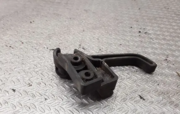 Volkswagen II LT Engine bonnet (hood) release handle 