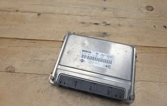 Nissan Almera Tino Engine control unit/module 0281010718