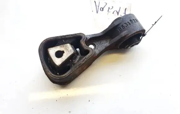 Peugeot 406 Engine mount bracket 96315751