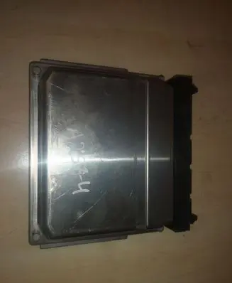 Volvo XC90 Engine control unit/module 30668479LD2