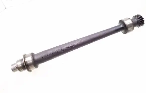 Volkswagen PASSAT B5 Camshaft 028115019b