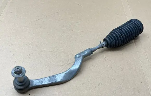 Nissan Qashqai J12 Steering tie rod 