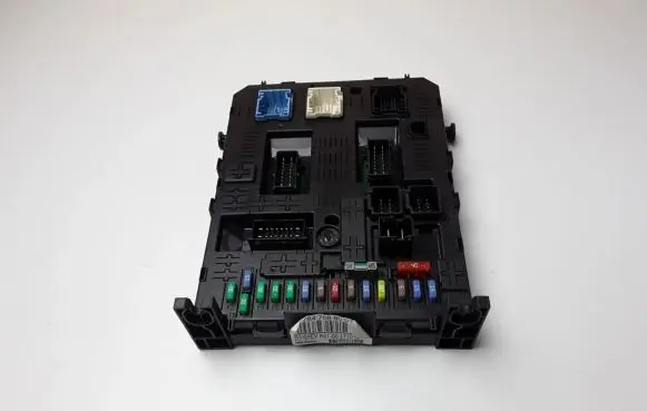 Peugeot 3008 I Comfort/convenience module 9678476880