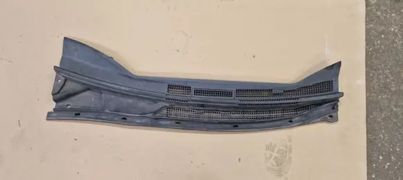 Mitsubishi Grandis Wiper trim MN167440