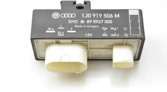 Volkswagen Polo V 6R Coolant fan relay 1J0919506M