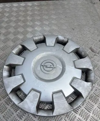Opel Astra H R16 wheel hub/cap/trim 24413164