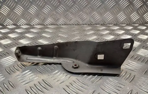 Peugeot 607 Fender mounting bracket 500486B
