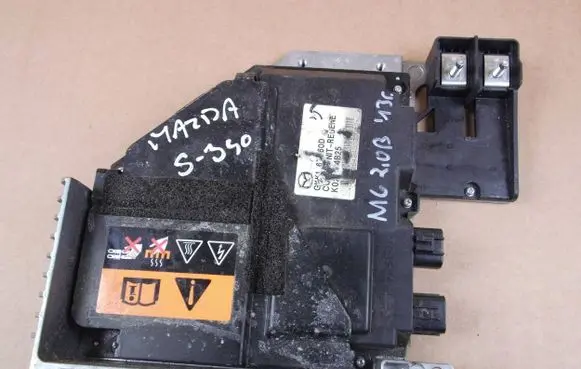 Mazda 3 II Other control units/modules GKK167Y60D