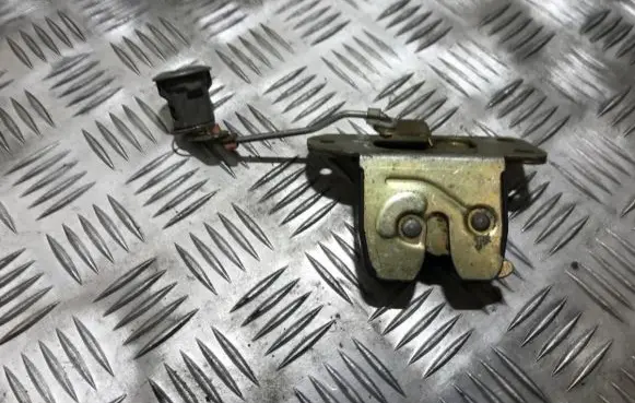 Mitsubishi Colt Tailgate/trunk/boot lock/catch/latch