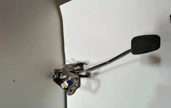 Honda HR-V Brake pedal