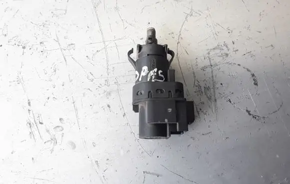 Brake pedal sensor switch