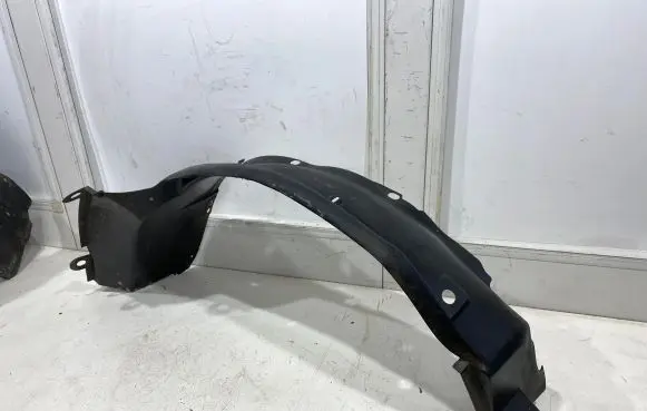 Renault Master II Front wheel arch liner splash guards 8200270711