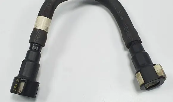 Volvo C70 Fuel line pipe 30742374