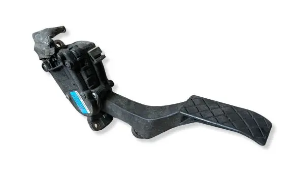 Volkswagen Transporter - Caravelle T5 Accelerator throttle pedal 7H1723503