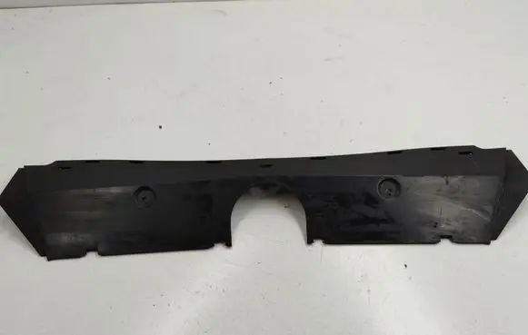 Land Rover Discovery 3 - LR3 Other engine bay part