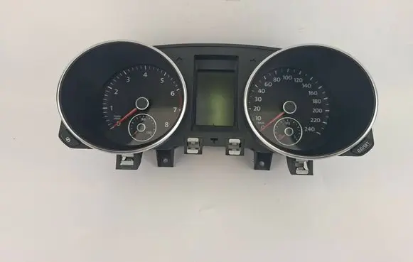Volkswagen Golf VI Speedometer (instrument cluster) 5K0920870B