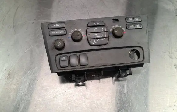 Volvo V70 Climate control unit 9452368 7923
