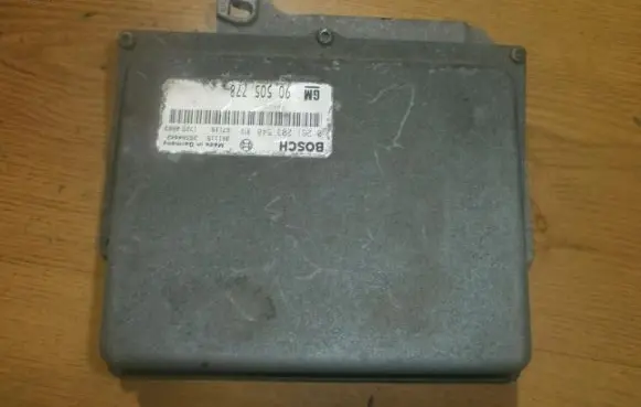 Opel Sintra Engine control unit/module 0261203548 90505778