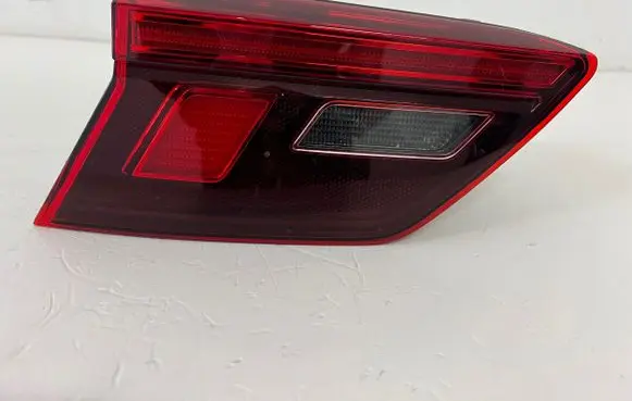 Volkswagen Tiguan Rear/tail lights 5NA945093F 2SA01252002
